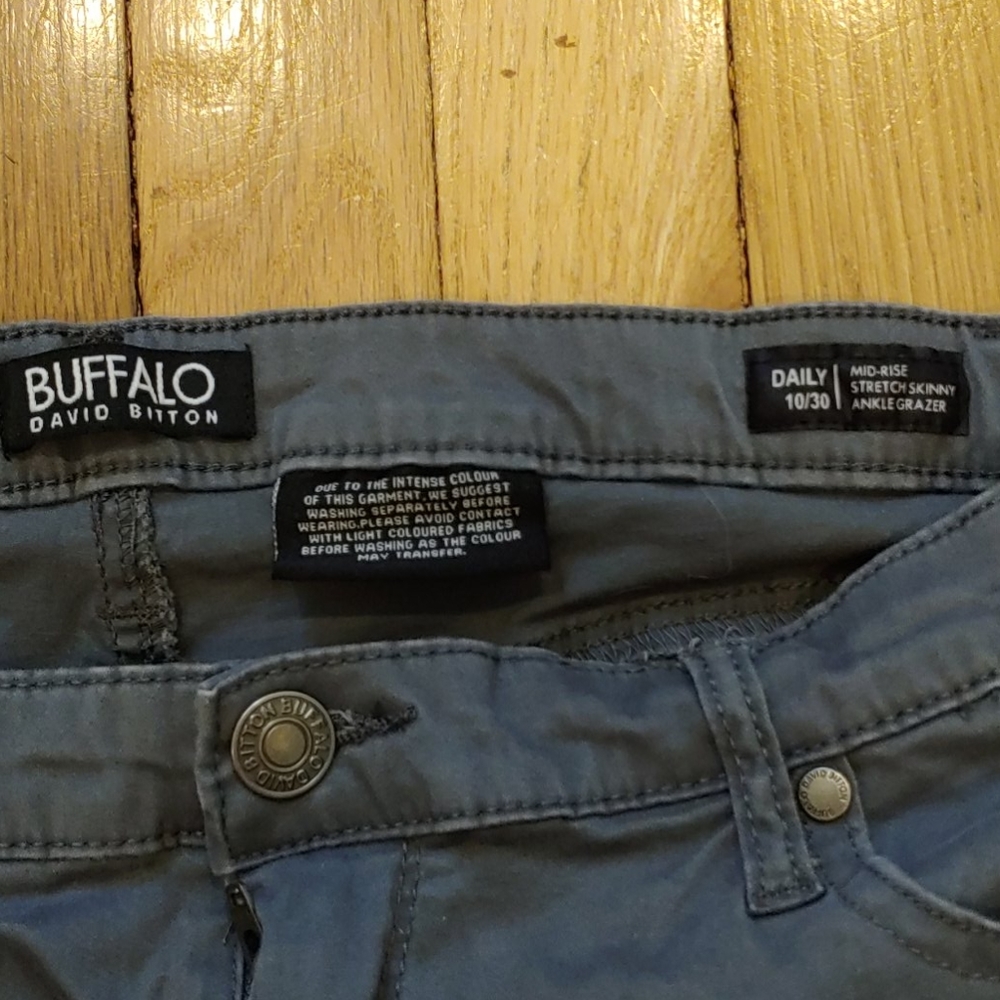 Pants - Picture 2 of 4